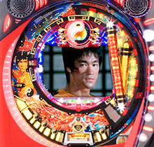 CR ブルースリー GAME OF DEATH | パチンコメーカー 株式会社高尾
